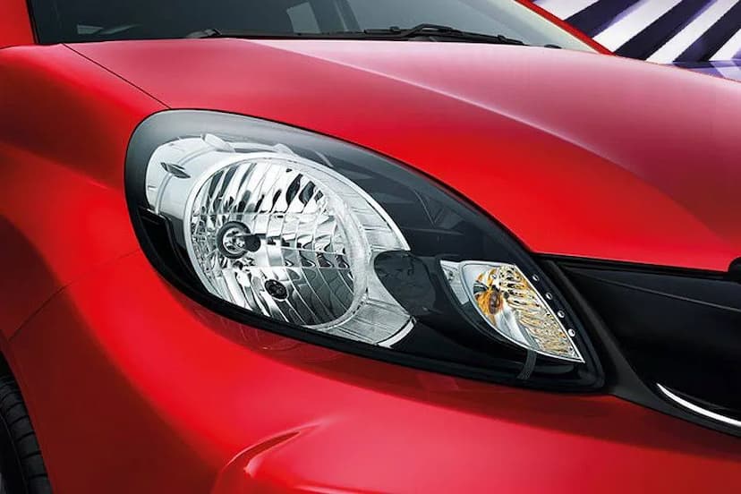 honda-brio-headlight