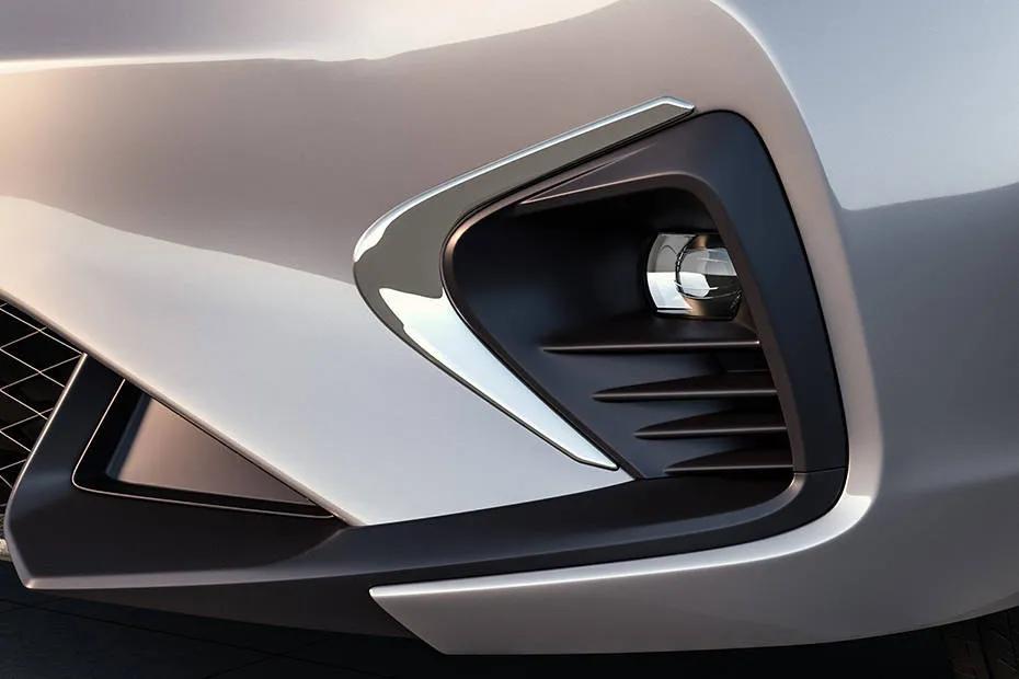 honda-city-hybrid-front-fog-light