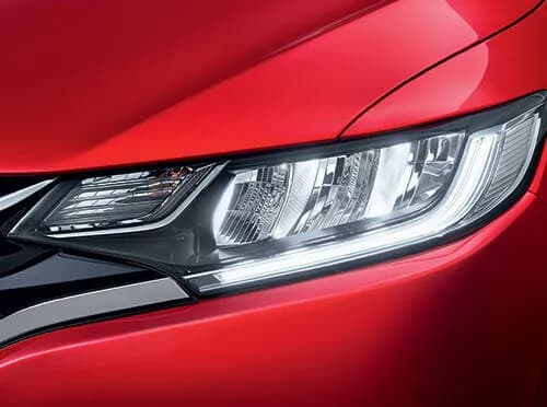 honda-jazz-head-light