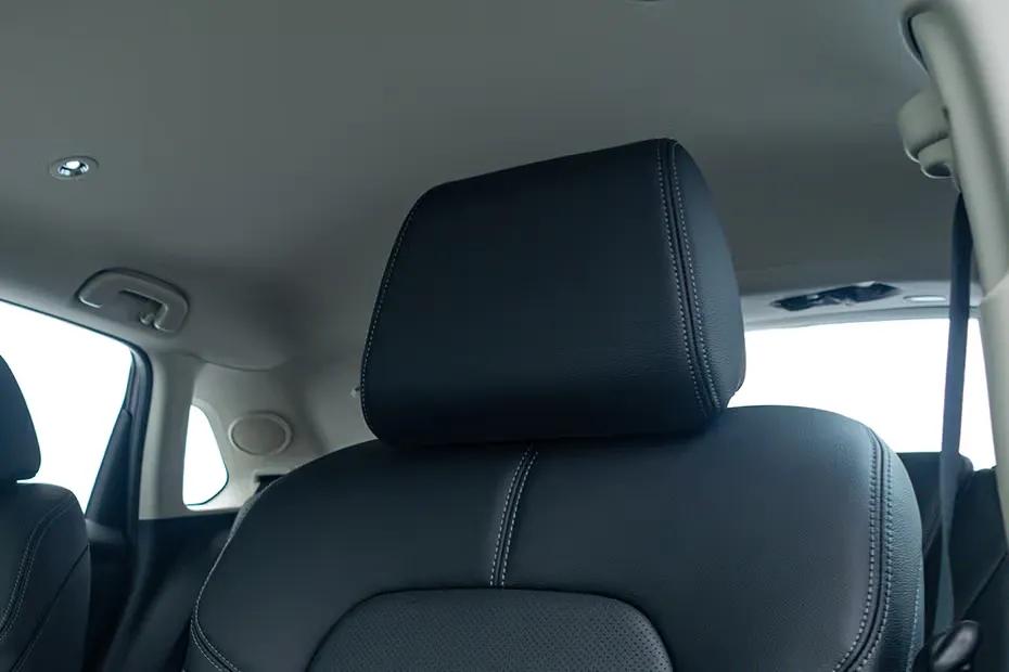 Zr V Headrest