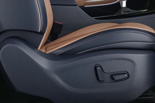 hyundai-alcazar-driver-seat-adjustable