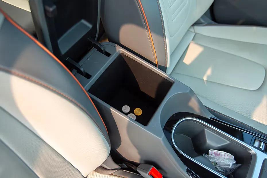 hyundai-creta-center-console