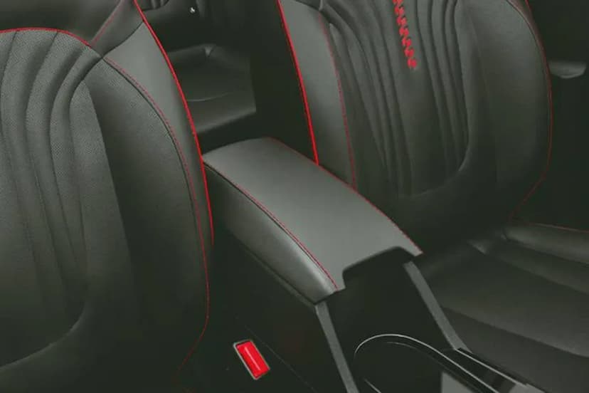 hyundai-creta-n-line-front-armrest
