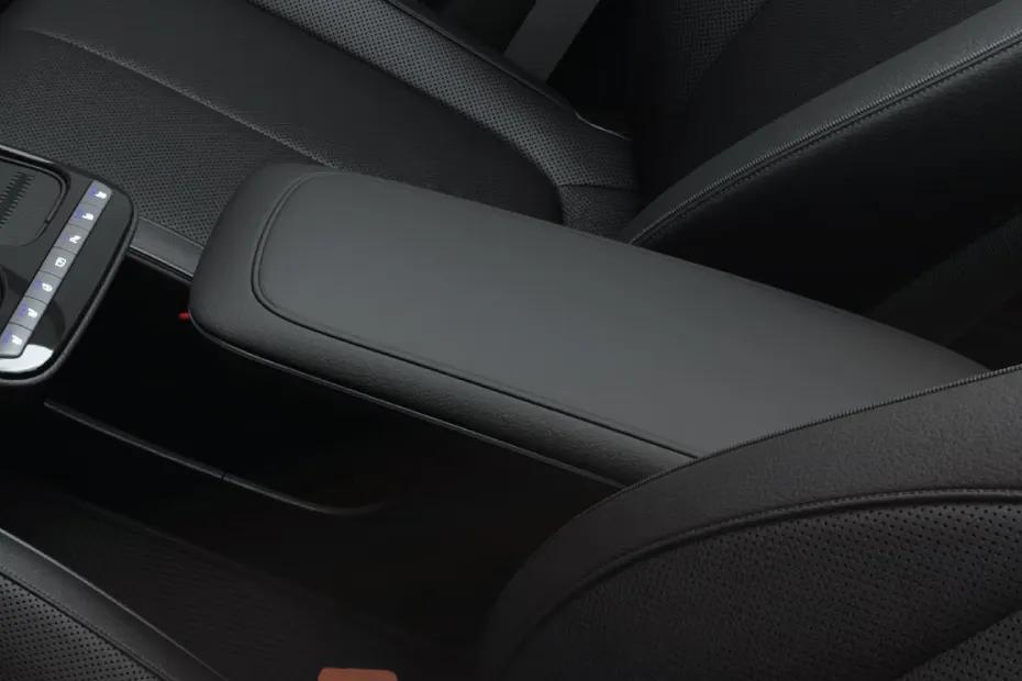 hyundai-ioniq-5-front-armrest