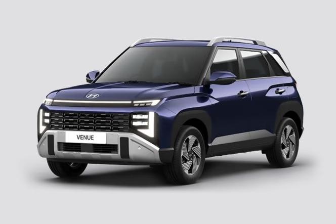 Hyundai Venue HX 10 Diesel AT Dual Tone thumbnail