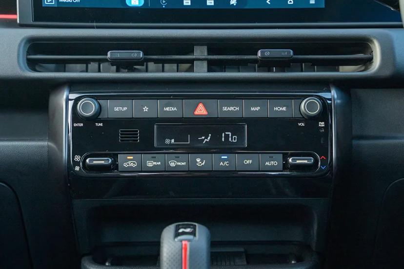 hyundai-venue-n-line-dashboard-controls