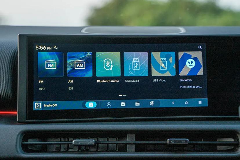 hyundai-venue-n-line-infotainment-stytem