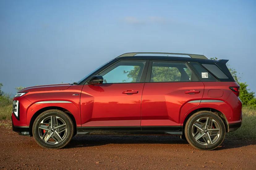 hyundai-venue-n-line-left-view