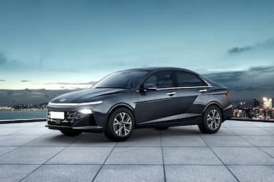 Hyundai Verna