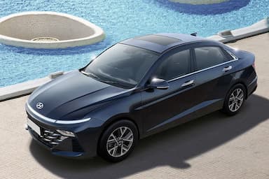 Hyundai Verna