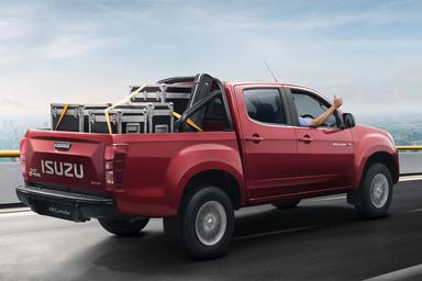 Isuzu Hi-Lander preview 4