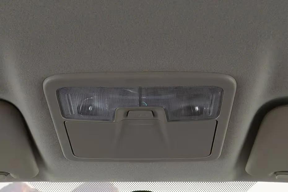 isuzu-v-cross-reading-lamps