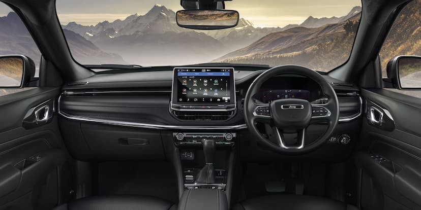 jeep-compass-dash-board