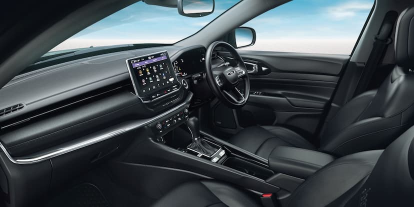 jeep-compass-front-seats