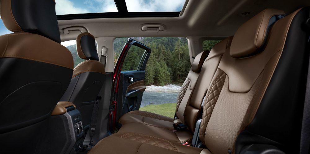 jeep-meridian-rear-seats