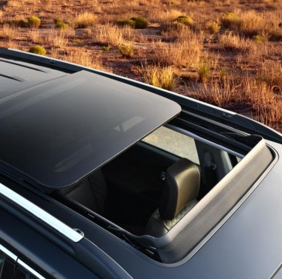 jeep-meridian-sunroof