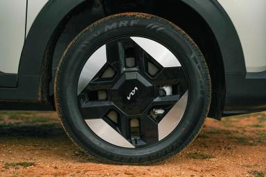 Kia Carens Clavis EV preview 2