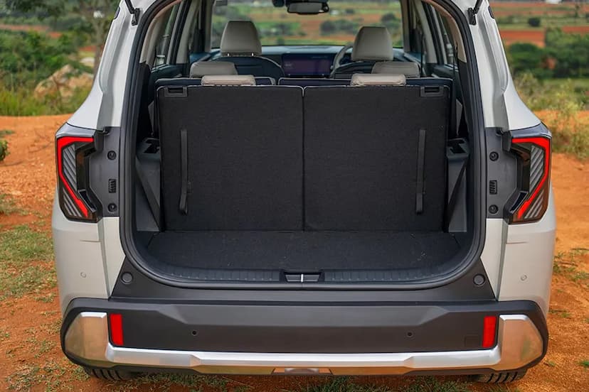 kia-carens-clavis-ev-boot-space