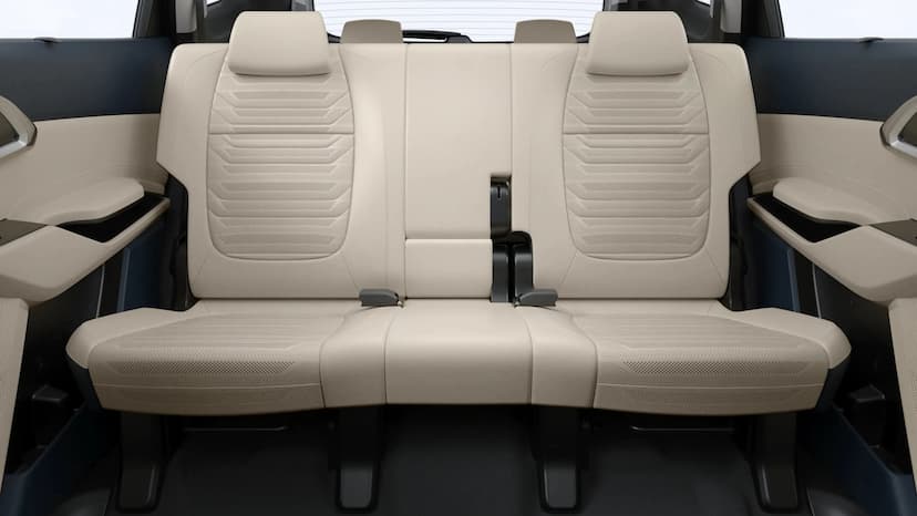 kia-carens-rear-seats