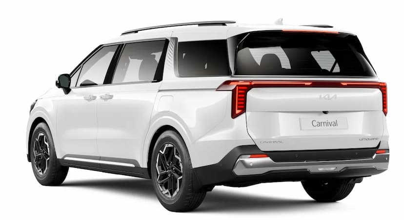 kia-carnival-rear-left-view