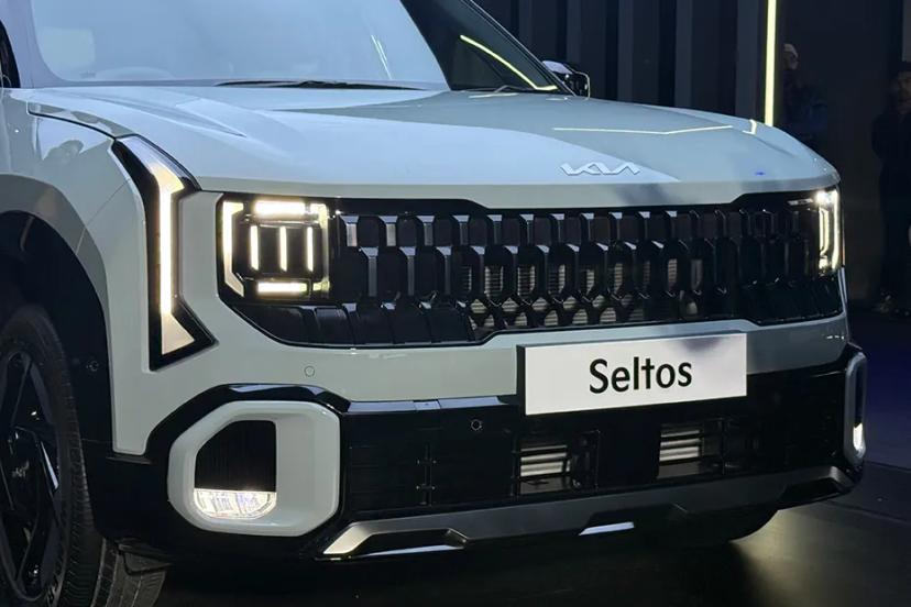 kia-seltos-grille