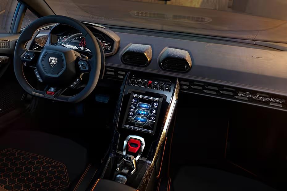 lamborghini-huracan-evo-dash-board