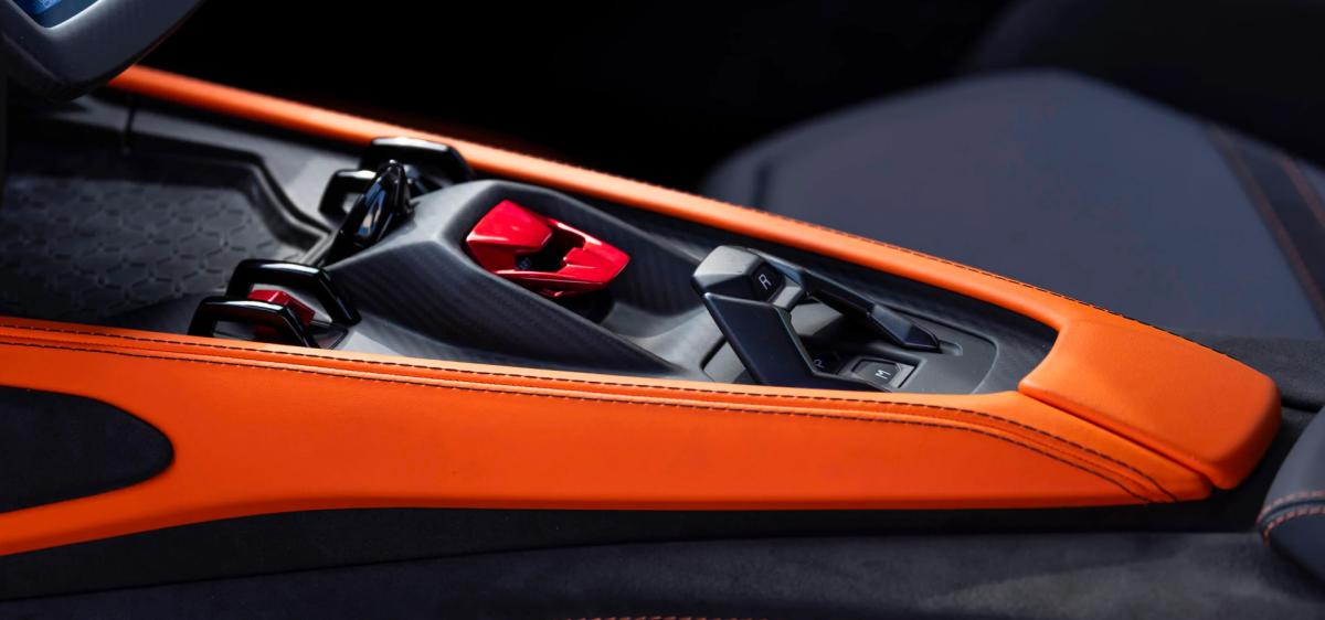 lamborghini-revuelto-gear-shifter