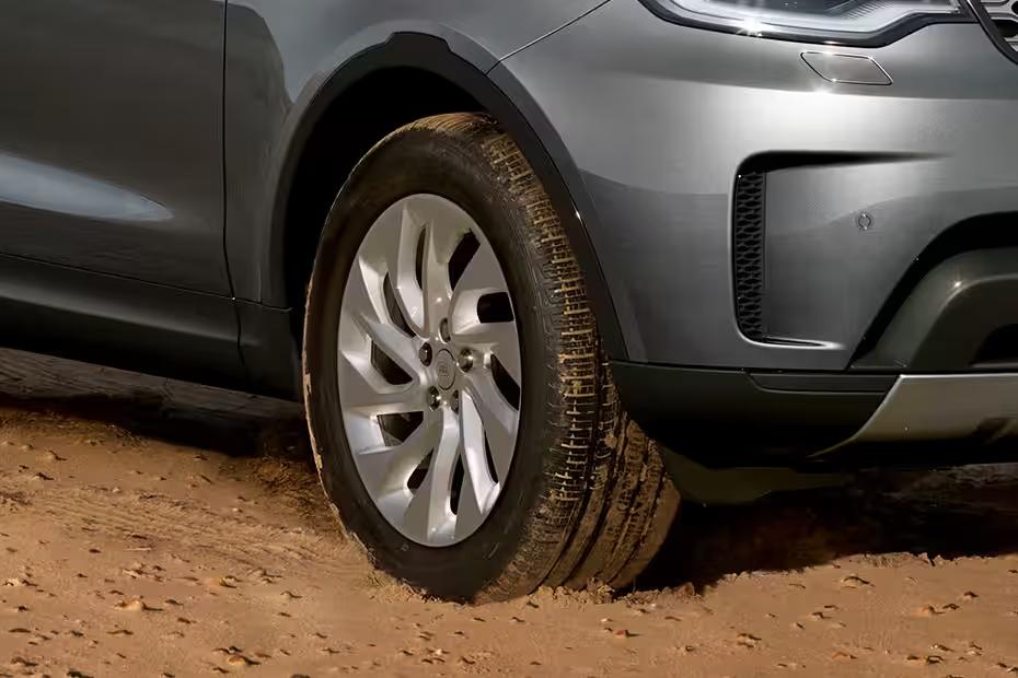 land-rover-discovery-wheel