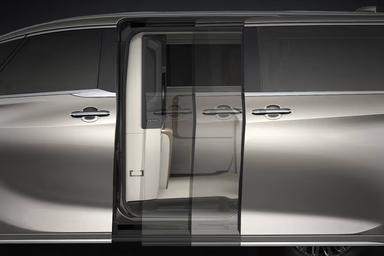 Lexus LM preview 4