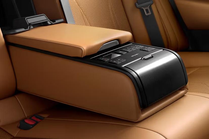 lexus-es-arm-rest