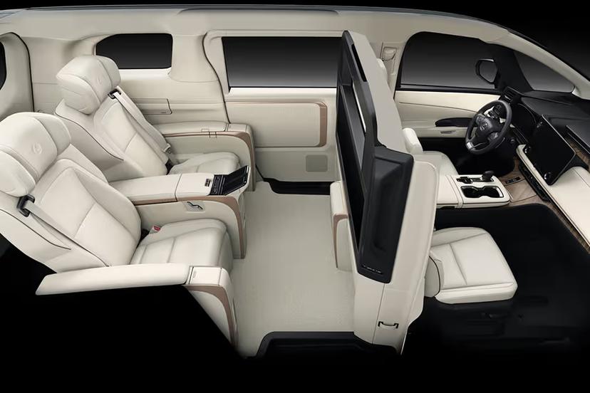 lexus-lm-seats