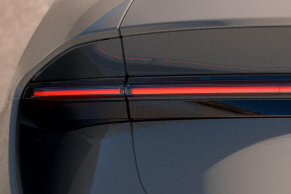 lotus-eletre-taillight