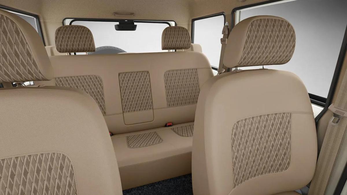 mahindra-bolero-front-seats