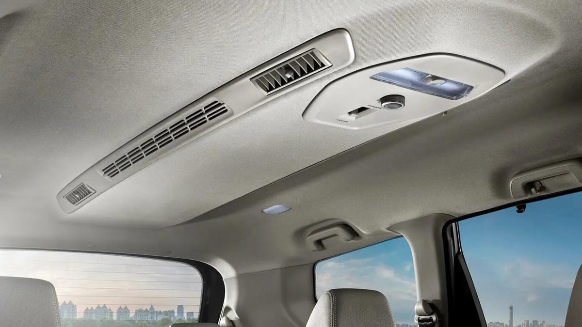 mahindra-marazzo-rear-ac-vents