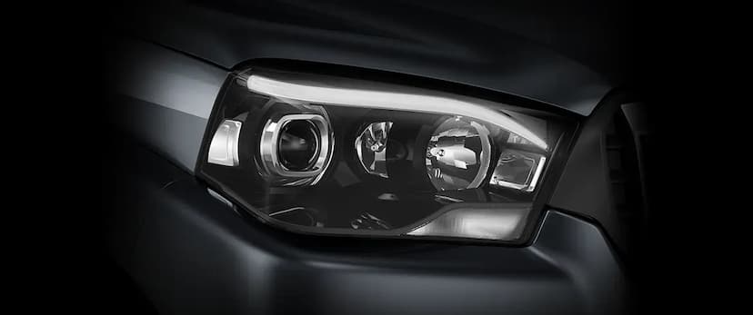 mahindra-scorpio-classic-head-light