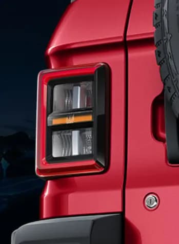 mahindra-thar-roxx-taillamp