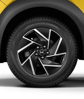 mahindra-xuv-3xo-alloy-wheel