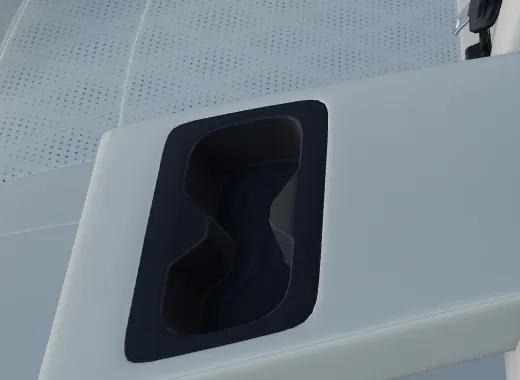 mahindra-xuv-3xo-cupholder