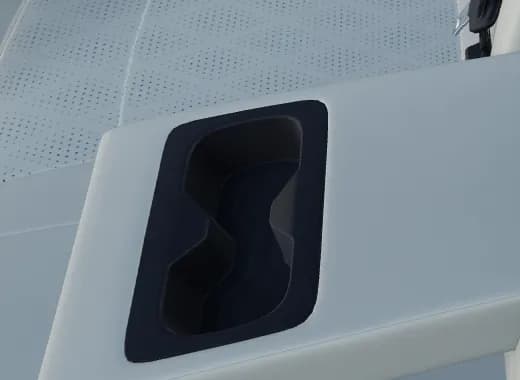 mahindra-xuv-3xo-cupholder
