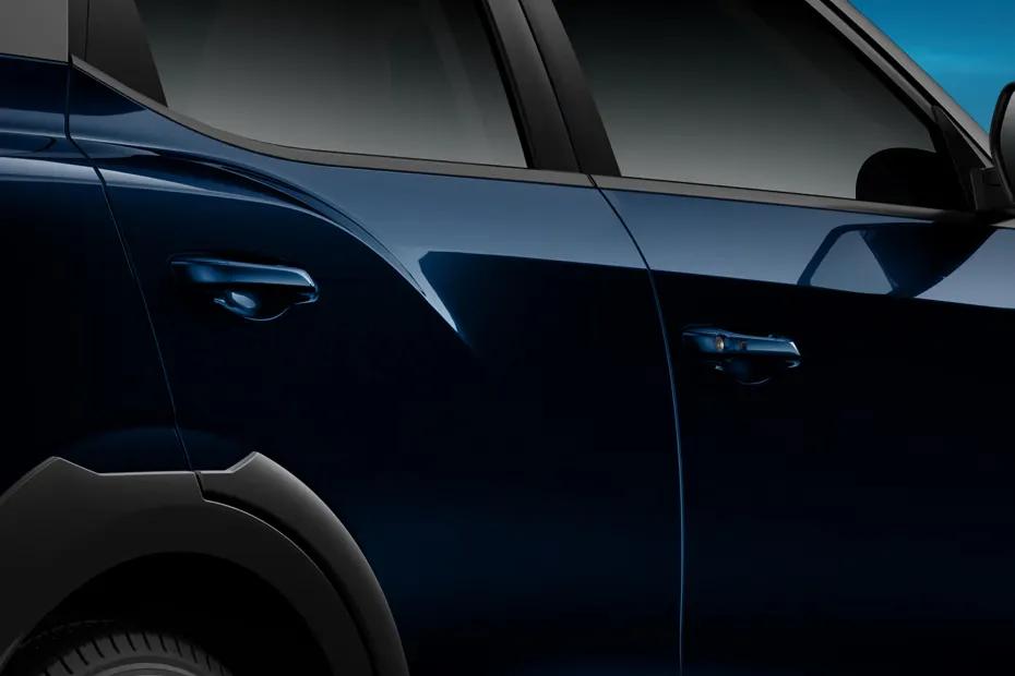 mahindra-xuv-3xo-ev-door-handle