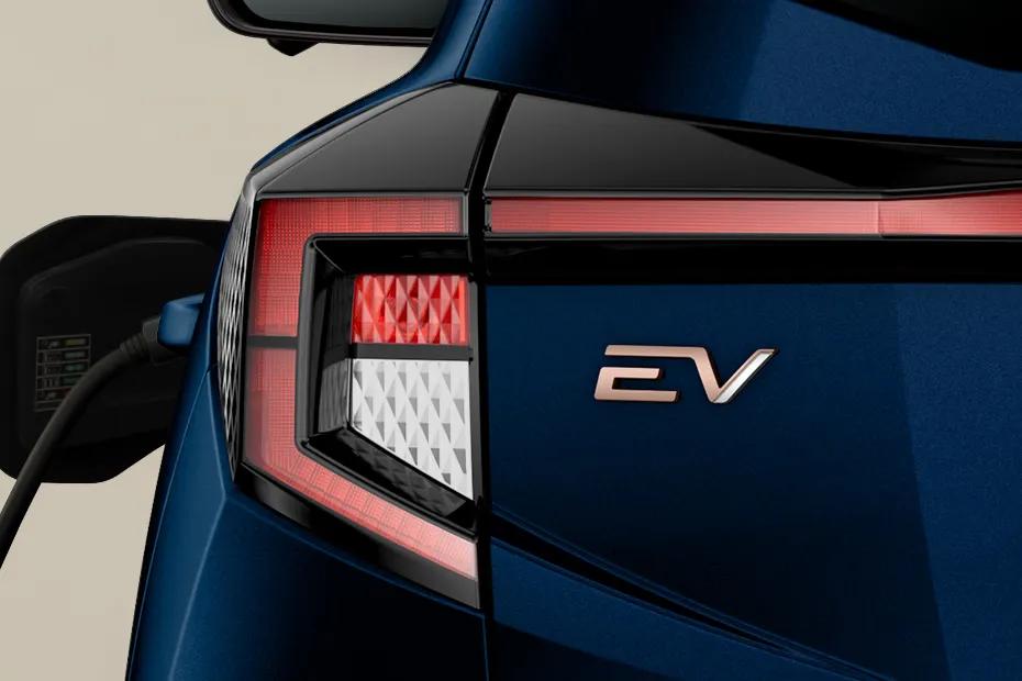 mahindra-xuv-3xo-ev-led-taillight