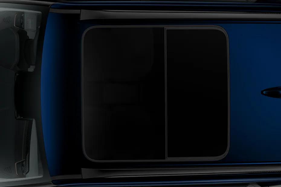 mahindra-xuv-3xo-ev-panoramic-sunroof
