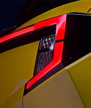 mahindra-xuv-3xo-taillamp