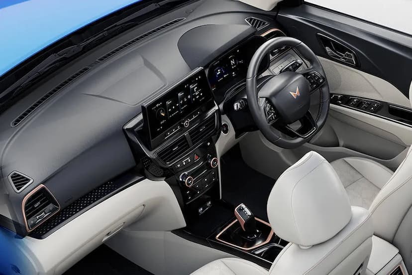 mahindra-xuv-400-ev-interiors