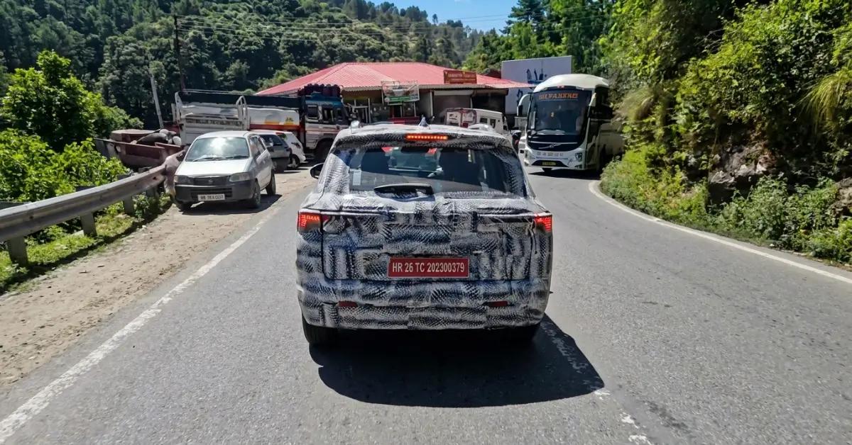 Maruti Brezza Facelift Spied in Shimla: Launch in Weeks, Here's What's Changing