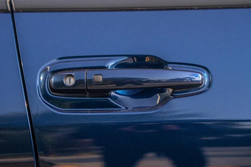 maruti-e-vitara-door-handle