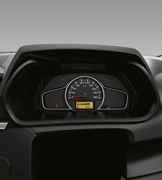 maruti-suzuki-alto-instrument-console