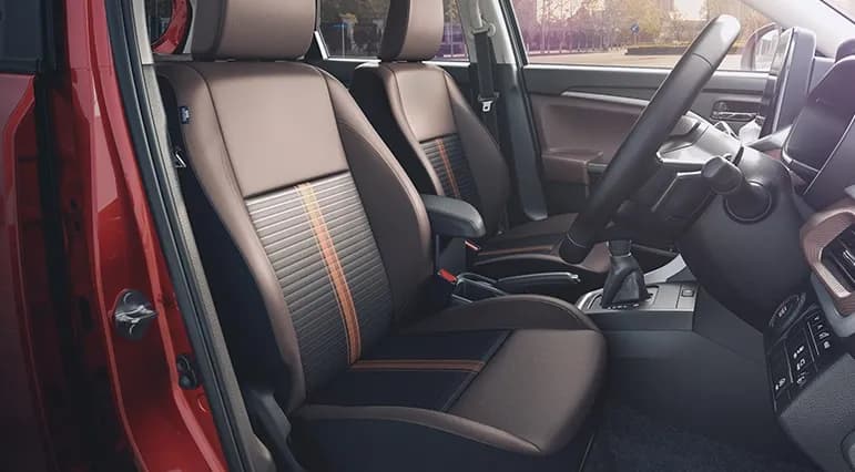 maruti-suzuki-brezza-front-seats