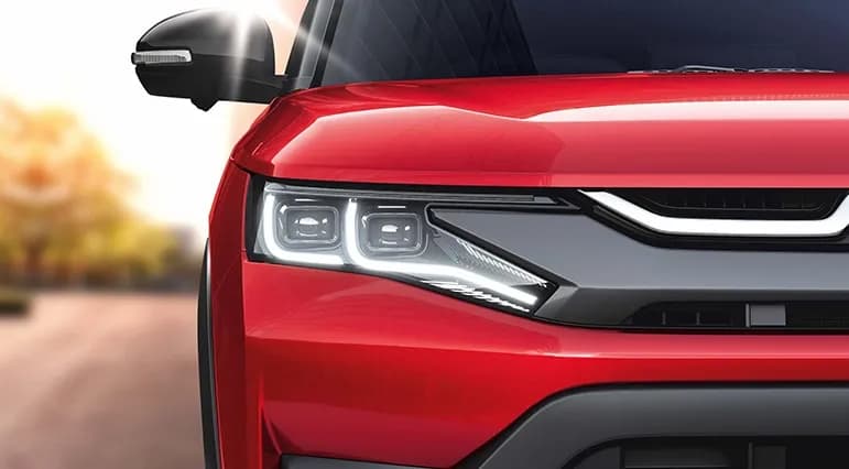 maruti-suzuki-brezza-headlight