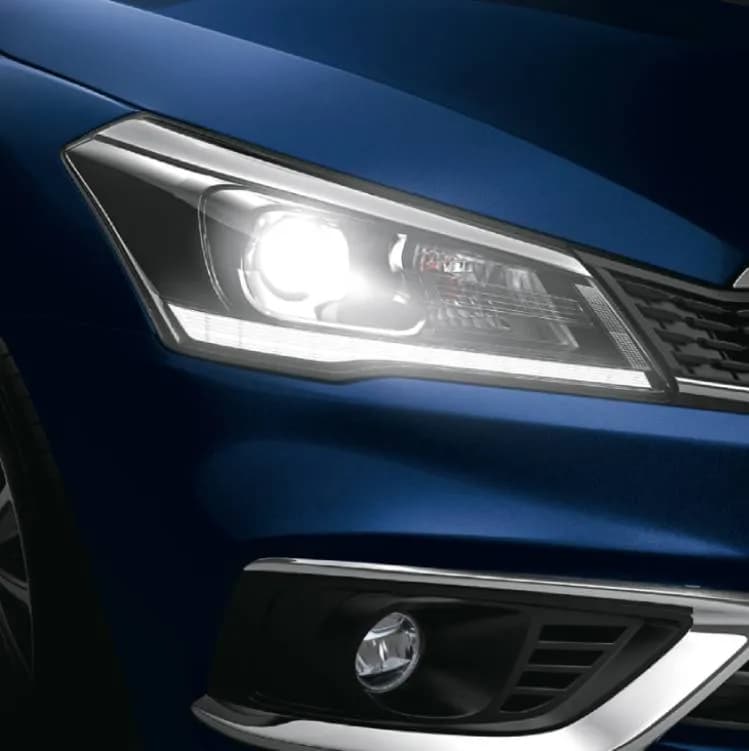 maruti-suzuki-ciaz-headlight